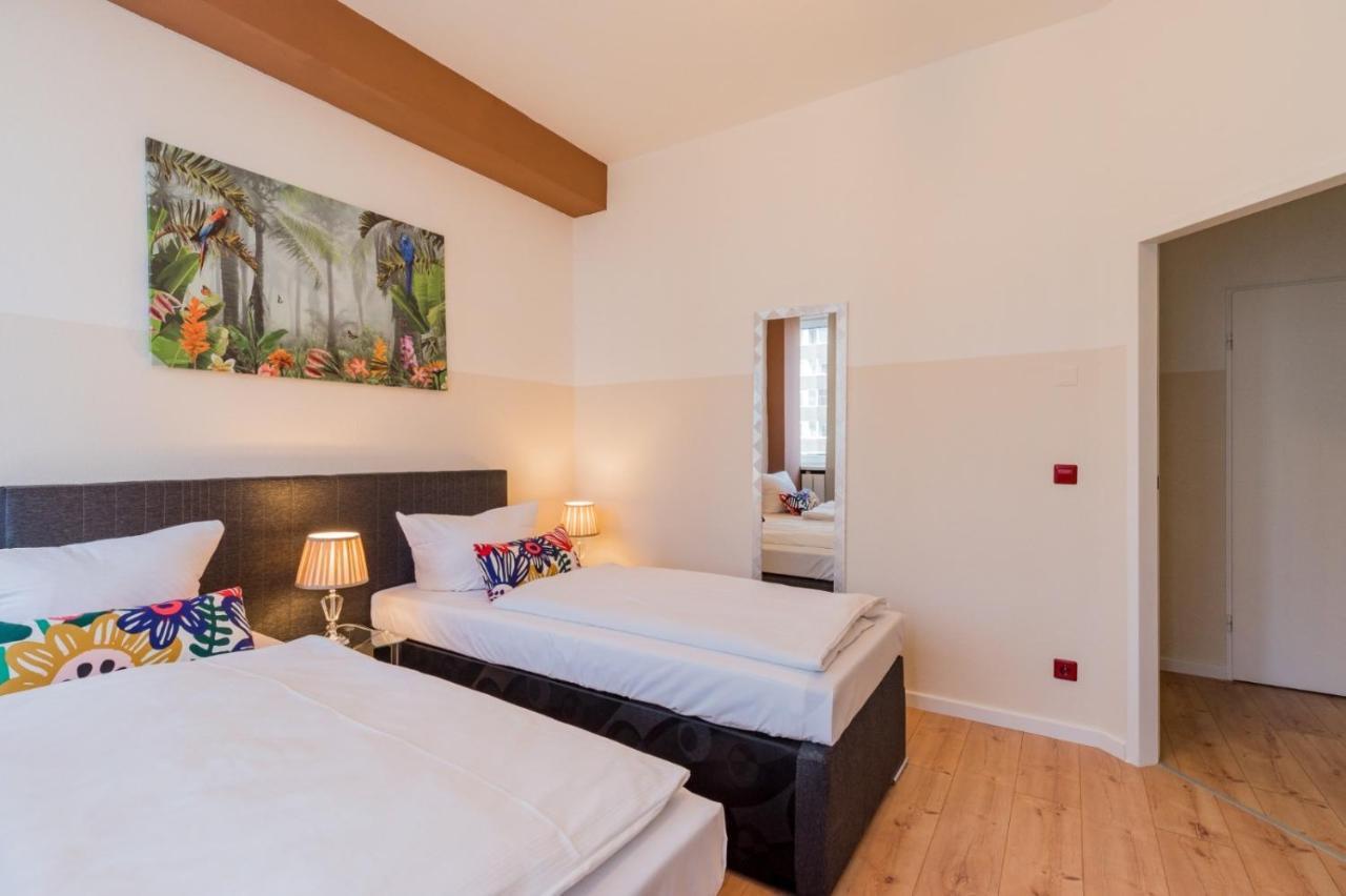 Big Fancy Apartments City Center برلين المظهر الخارجي الصورة