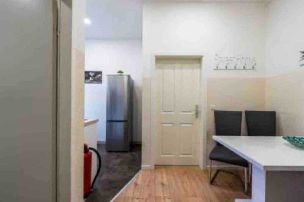 Big Fancy Apartments City Center برلين المظهر الخارجي الصورة